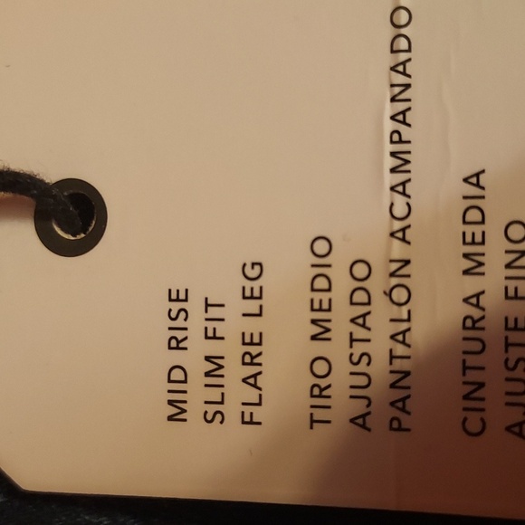 🩵2/$40 or 3/$45 Forever 21 26" waist NWT Jeans Mid Rise Flare Cut - Picture 3 of 4